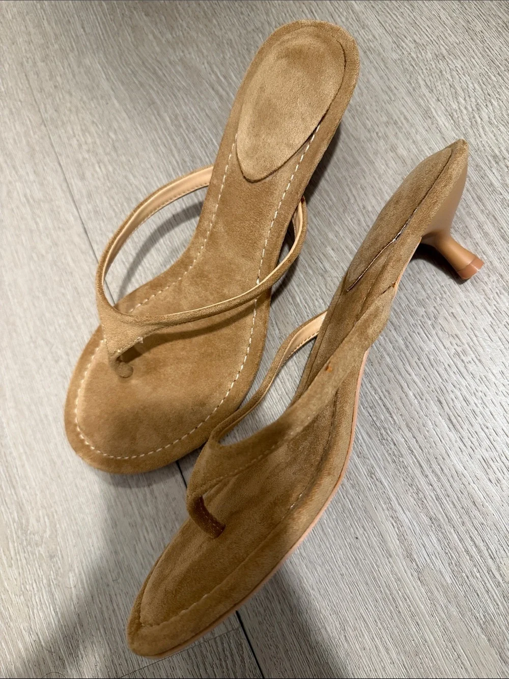 N/A stylish tan